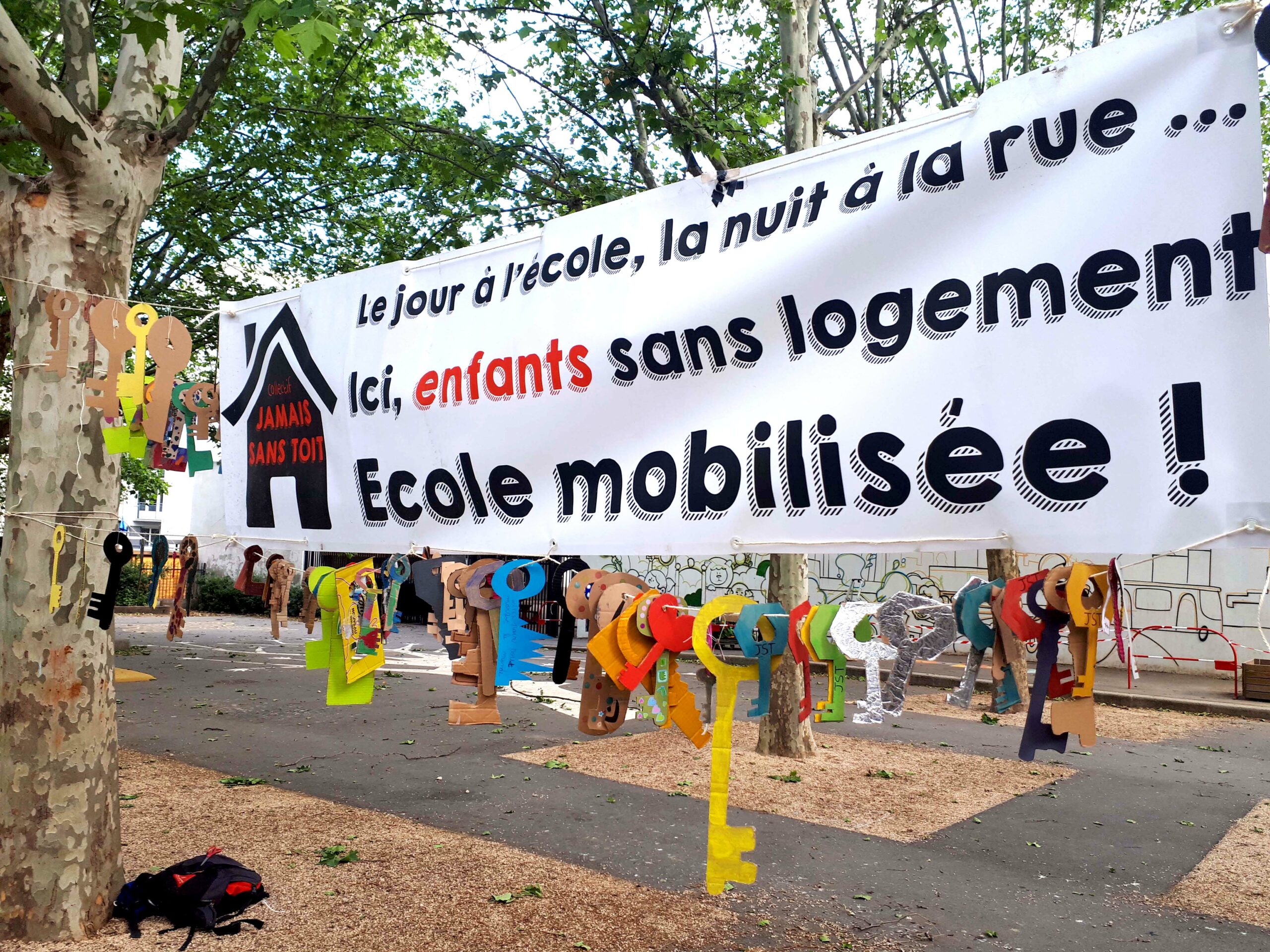 Enfants à la rue : la mobilisation des parents d’élèves ne faiblit pas